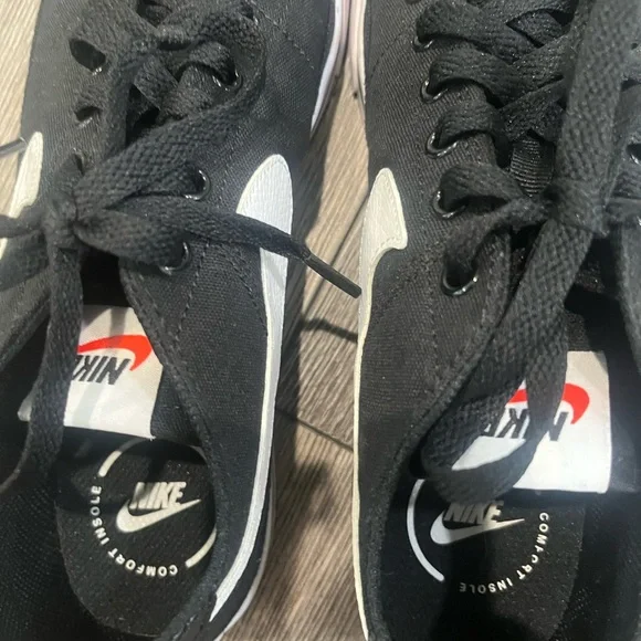 Nike Black and White Classic Sneakers - Picture 2 of 6